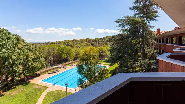 Escapada a Montserrat y visita a una finca donde se cultiva trigo