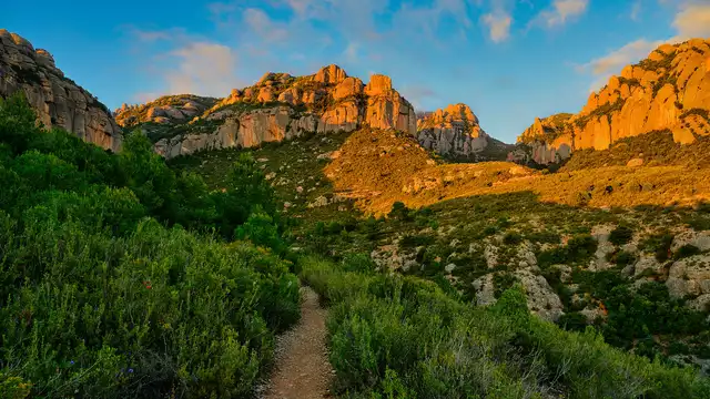 Escapada a Montserrat y visita a una finca donde se cultiva trigo