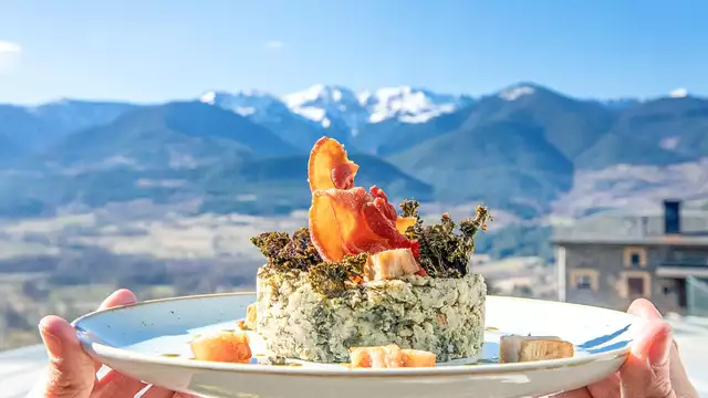 Bon plan près de la Seu d'Urgell : dîner et spa dans un écoresort