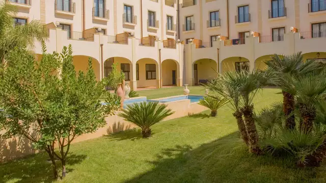Romanticismo en Sicilia con cena y acceso al spa incluidos