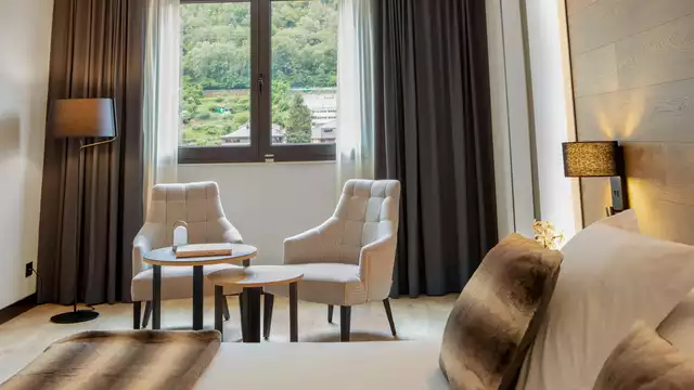 Escapada completa: cena y acceso a Caldea en el corazón de Andorra