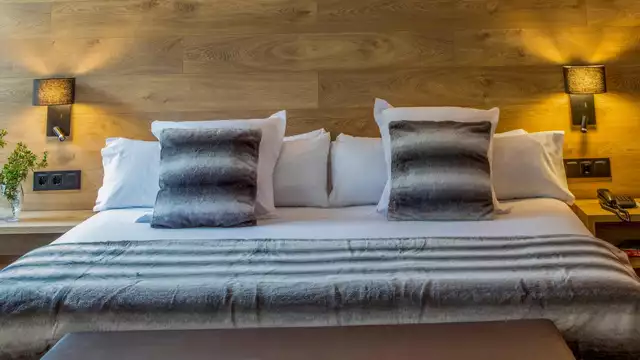 Escapada completa: cena y acceso a Caldea en el corazón de Andorra