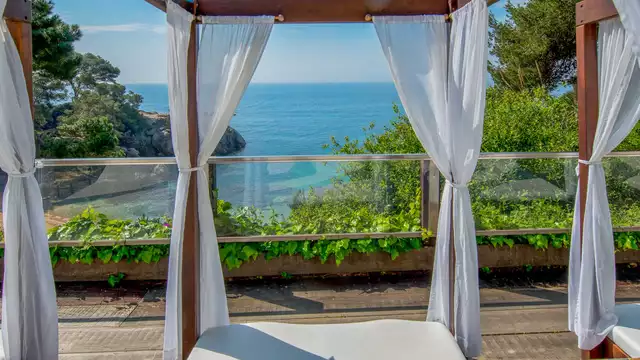 Escapada Romántica con cena especial y spa en la Costa Brava