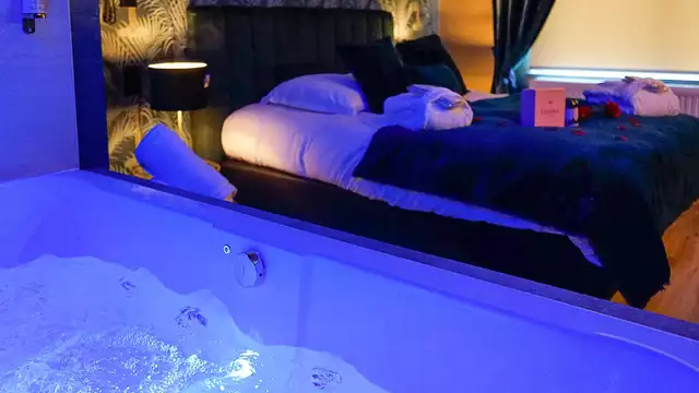 Una fuga romantica in una suite a tema a Liège