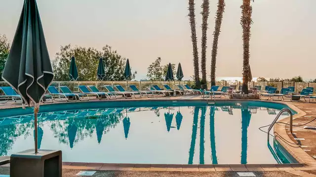 Fin de semana de bienestar con tratamientos y burbujas en Antibes