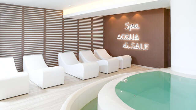 Accès à la piscine thermale pour 2 adultes