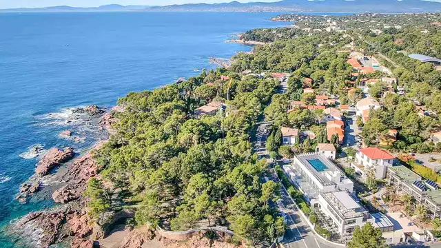 All-inclusive verblijf in een rustige omgeving vlakbij de zee, in de buurt van Saint-Raphaël