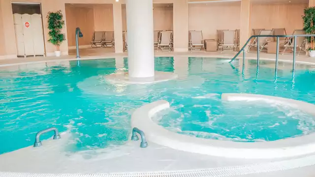 Estancia en Estudio con Balcón en Antibes: Acceso a la Talaso del Thalazur Antibes