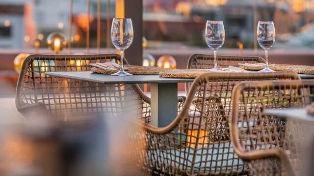 Salles Hotel Pere IV