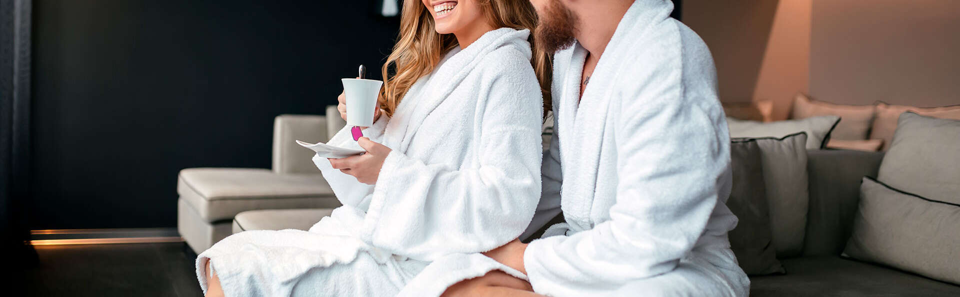 Escapade romantique à Peñíscola : avec spa, pétales, cava et bien plus encore