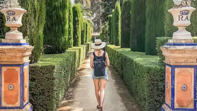 Descubre Sevilla y su impresionante Alcázar y descansa en Junior Suite con bebida de bienvenida