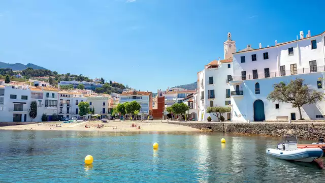 Un oasis de paz en la Costa Brava: Descansa en la Cottage Tent