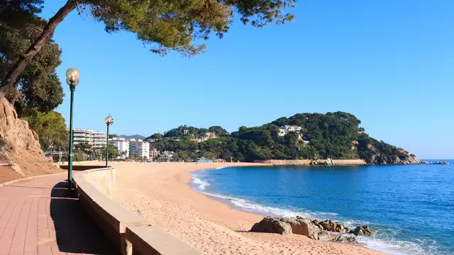 Vacanza con tuo figlio in mezza pensione a Lloret de Mar