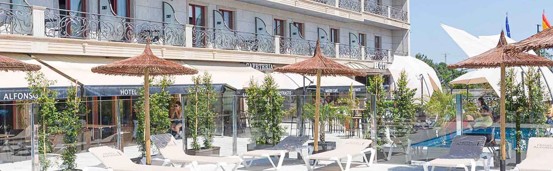 Escápate con tu mascota en hotel con desayuno incluido en Tui