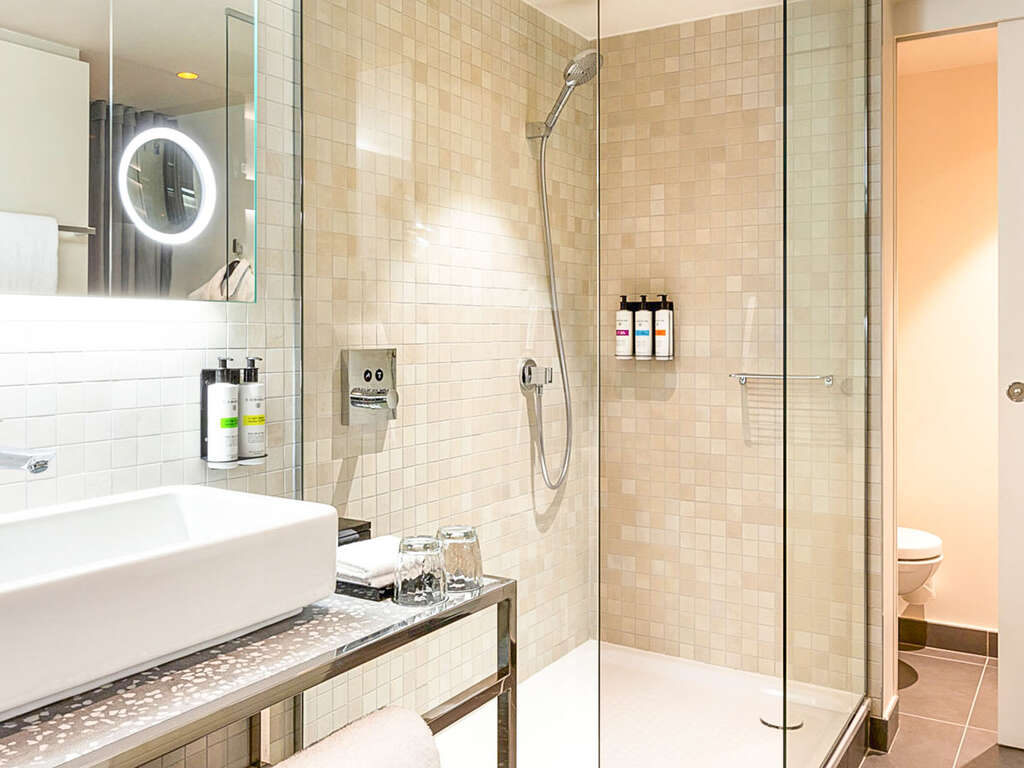 Cap sur les hauteurs de Paris et visite de la Tour Eiffel - 4* - 22