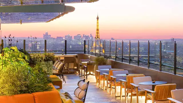 Estancia con cena en el barrio de Montparnasse