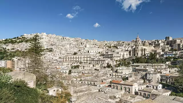 Esperienza rigenerante a Modica: massaggio di coppia e spa privata