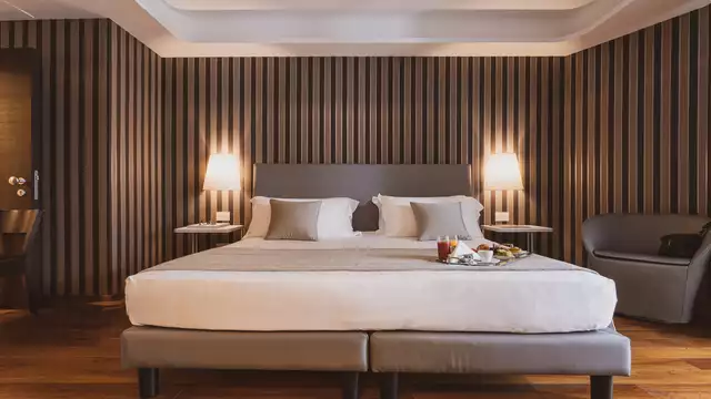 Hôtel 4 étoiles au cœur du Salento avec petit-déjeuner inclus.