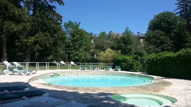 Fuga nella natura e relax con jacuzzi privato, a 2h da Montpellier