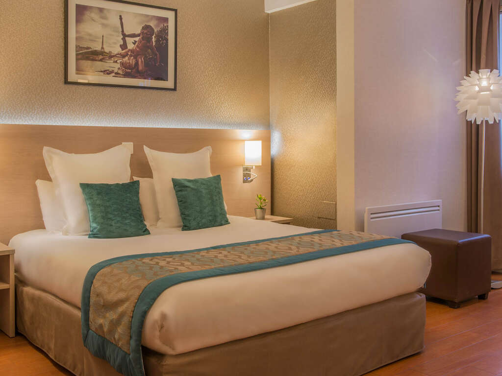 Séjour en chambre triple au coeur du quartier de la Bastille - 3* - 17