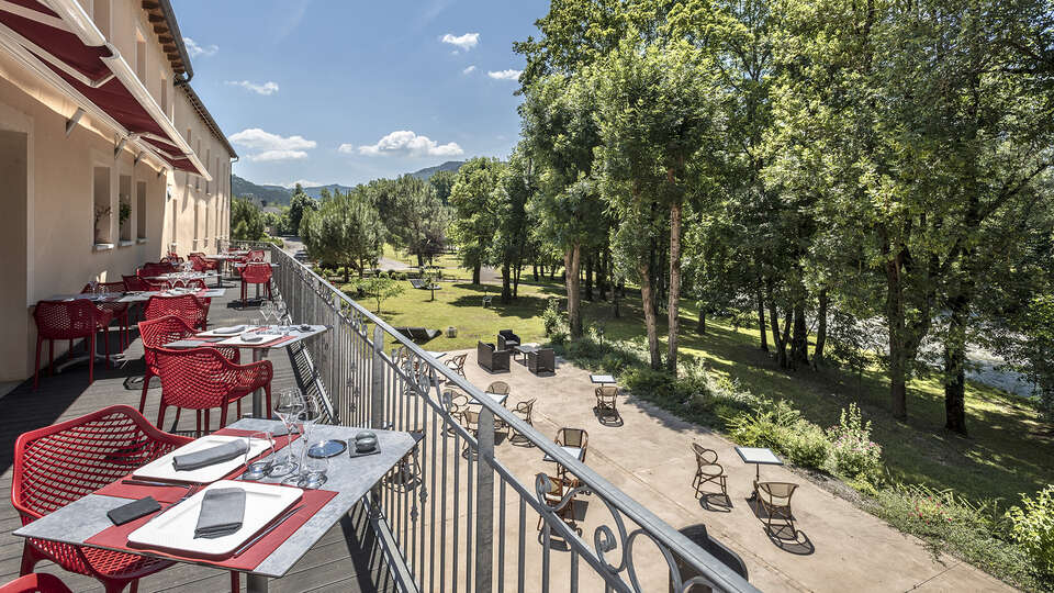 Logis Hôtel les 2 Rives