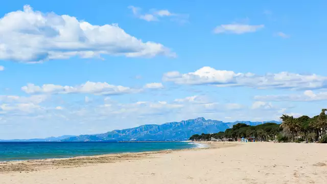Vacaciones en Cambrils para una familia de 4 en pensión completa
