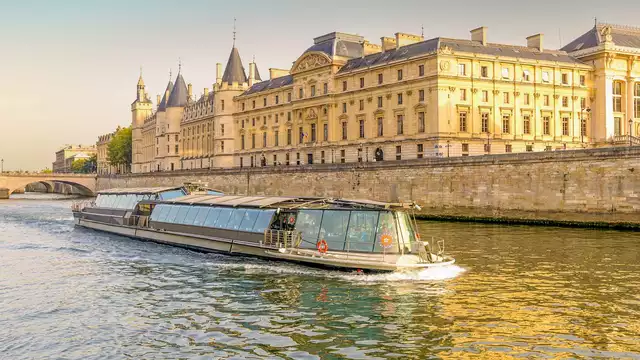 Scopri Parigi da un'altra prospettiva con il Five Boutique Hotel