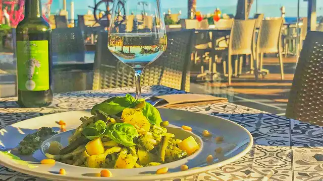 Vacanza in famiglia con spa e mezza pensione