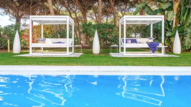 Vivi un soggiorno unico sulla costa di Huelva con mezza pensione