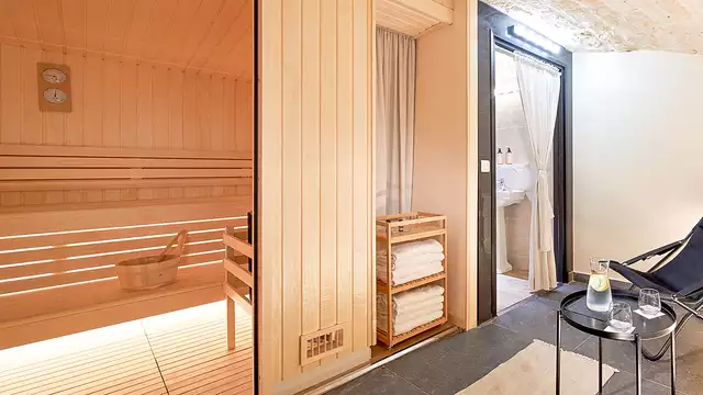 Sejour romantique et sauna prive pres des Grands Boulevard de Paris