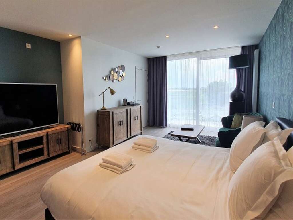 Séjour En Bord De Mer + Séjour 2 Enfants Gratuit (jusqu'à 13 Ans). - 4* (ref 17950)