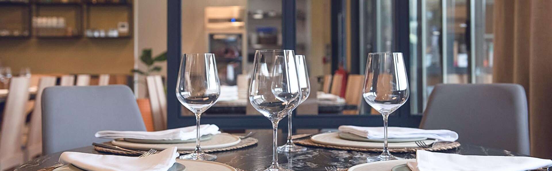 Escapade romantique avec repas local dans un restaurant en pleine nature