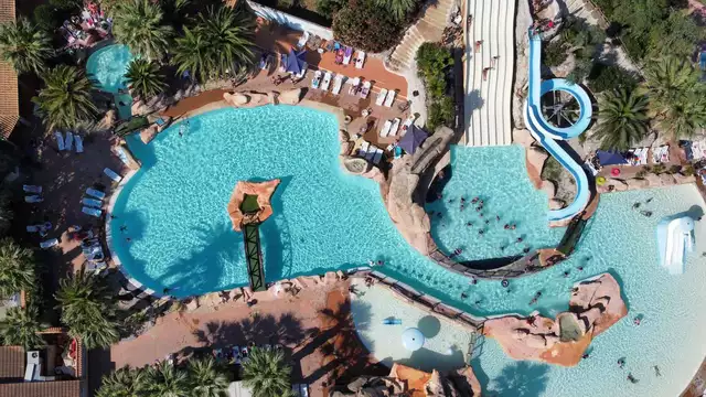 Fin de semana mágico con jacuzzi privado para 4 personas, suite Bucaneros