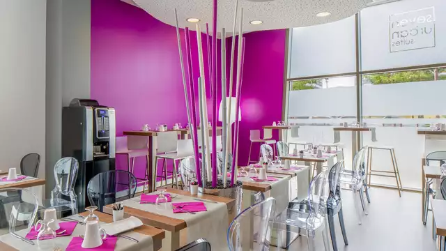 Séjour moderne à Nantes et visite de Planète Sauvage
