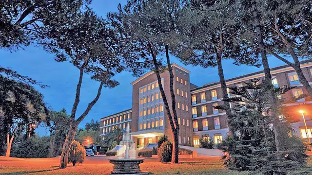 Soggiorno in camera Superior alle porte di Roma immersi nel verde