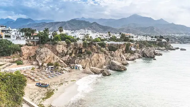 Uitje in het prachtige dorp Nerja dicht bij het strand