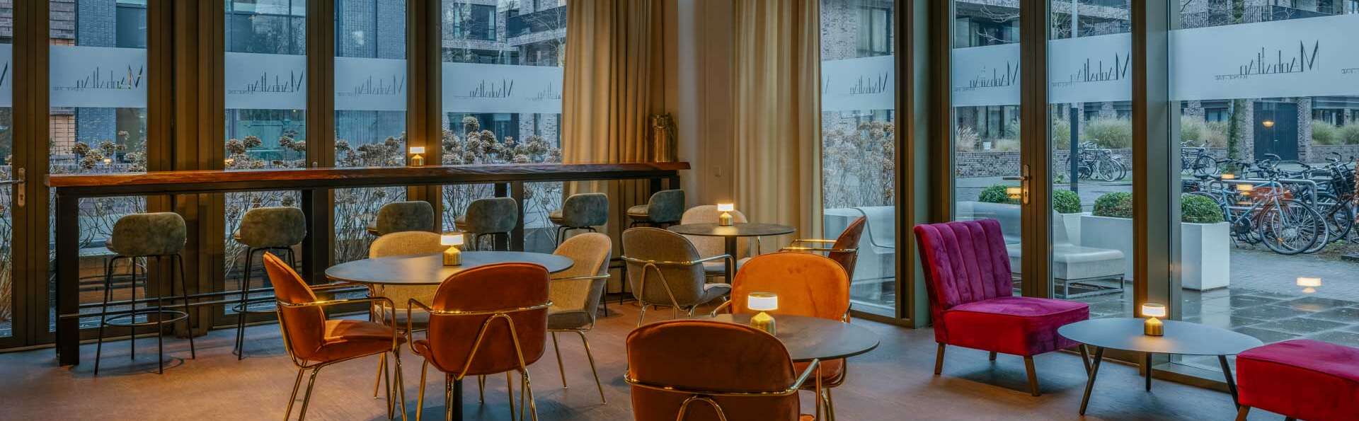 Découvrez le Manhattan Bar et passez la nuit au Crowne Plaza Amsterdam - South