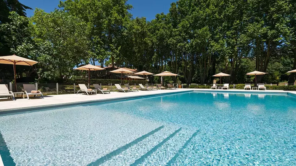 Sejour de charme en provence avec diner et spa entre Aix et Avignon