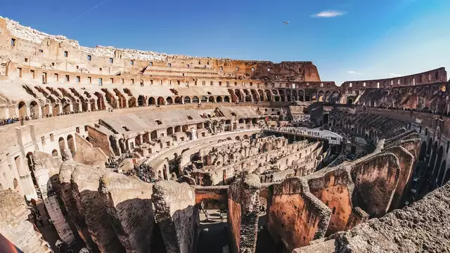 Oferta en el corazón de Roma con entradas al Coliseo incluidas