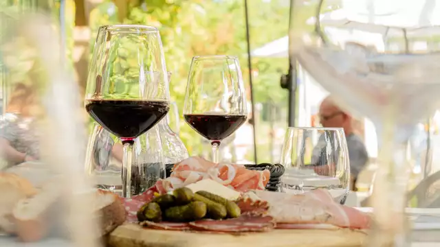 Escapada con encanto y cena en Bagnoles-de-l'Orne