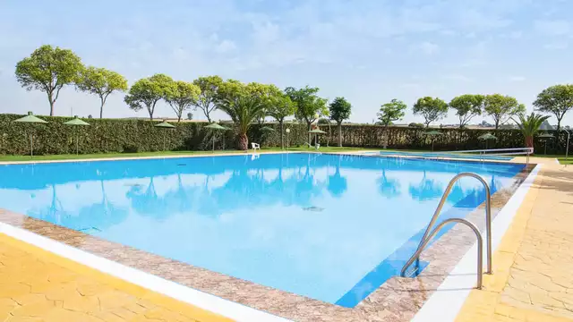 Ontspan met het hele gezin op deze camping met zwembad in de buurt van Córdoba