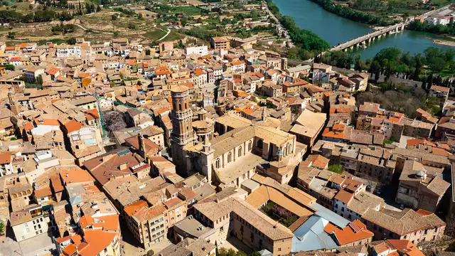 Fuga di charme a Tudela, Navarra