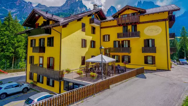 Soggiorno in montagna a San Martino di Castrozza, Trentino, con colazione inclusa