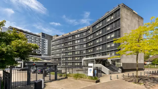 Goditi il lusso e il benessere nel cuore di Eindhoven (colazione gratuita)