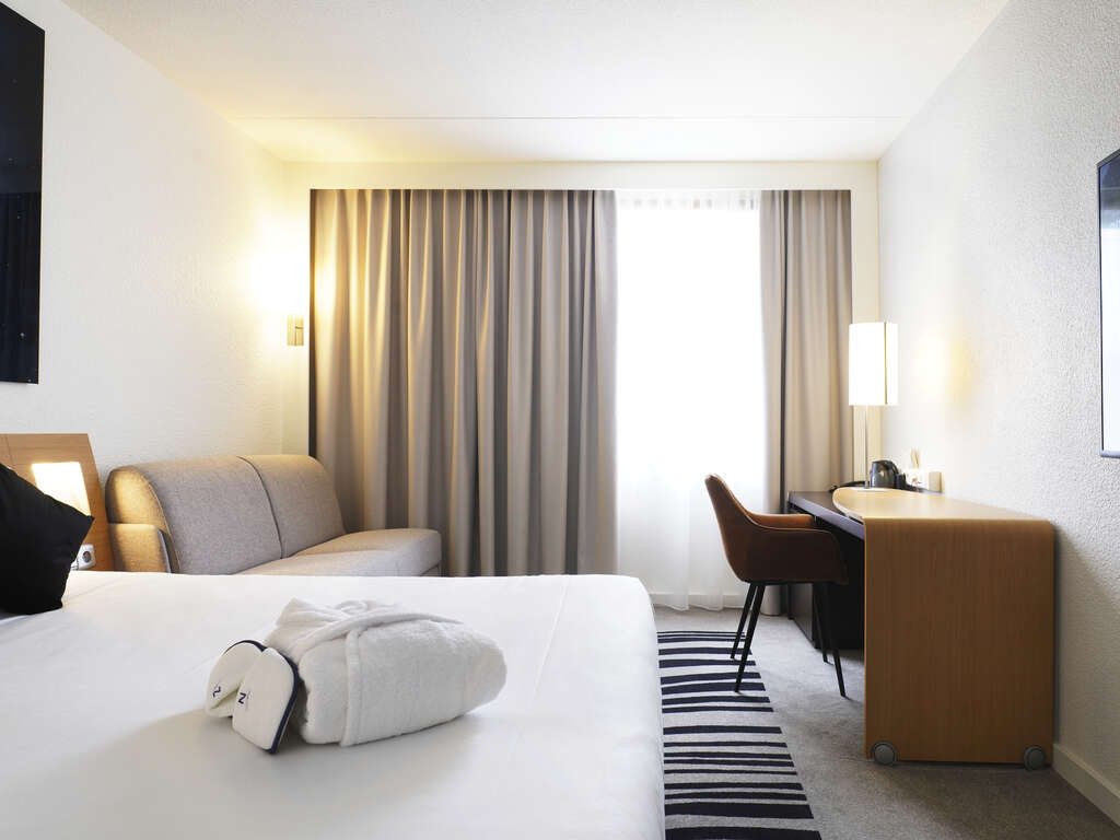 Visitez la belle ville d'Anvers (+bouteille de vin incluse) - 4* - 14