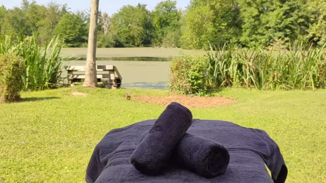 Estancia con masaje junto a un lago de ensueño