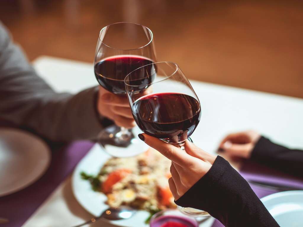 Nuitée unique à Alkmaar avec un dîner à deux plats étonnamment savoureux - 4*
