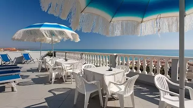 Soggiorno in Toscana, a Marina di Cecina con colazione inclusa