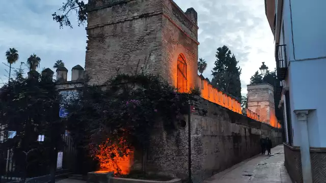 Soggiorno con visita insolita a Siviglia