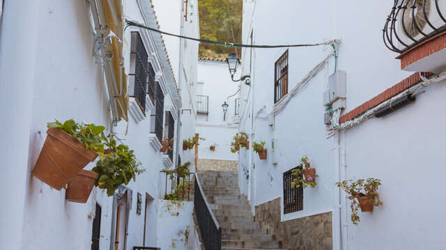 Escapada en los Pueblos Blancos desde Sevilla